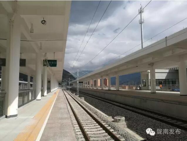 蘭渝鐵路最新進(jìn)展！除胡麻嶺隧道外已全線(xiàn)鋪通