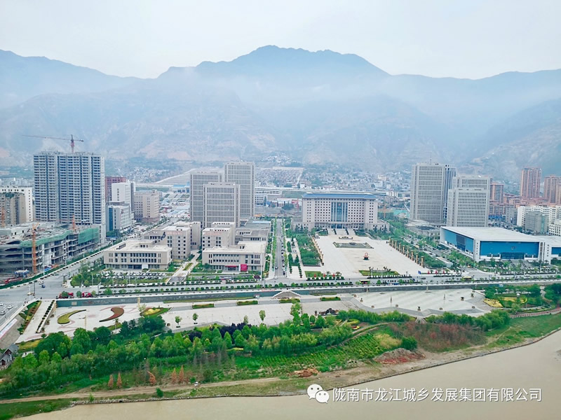 匠心傾注、喜封金頂——龍江?雙子座商住小區主體順利封頂